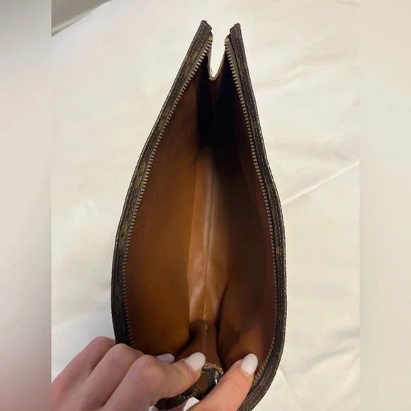 Louis Vuitton vintage pouch  bag - Picture 6 of 7